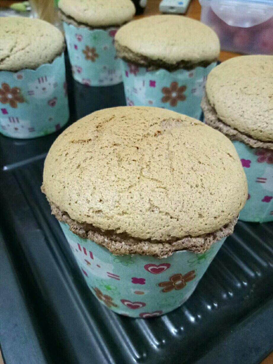 蔓越莓纸杯蛋糕