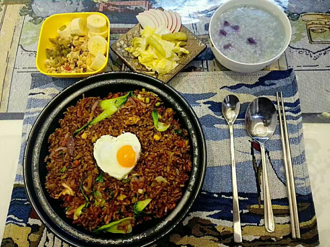 香肠煲仔饭