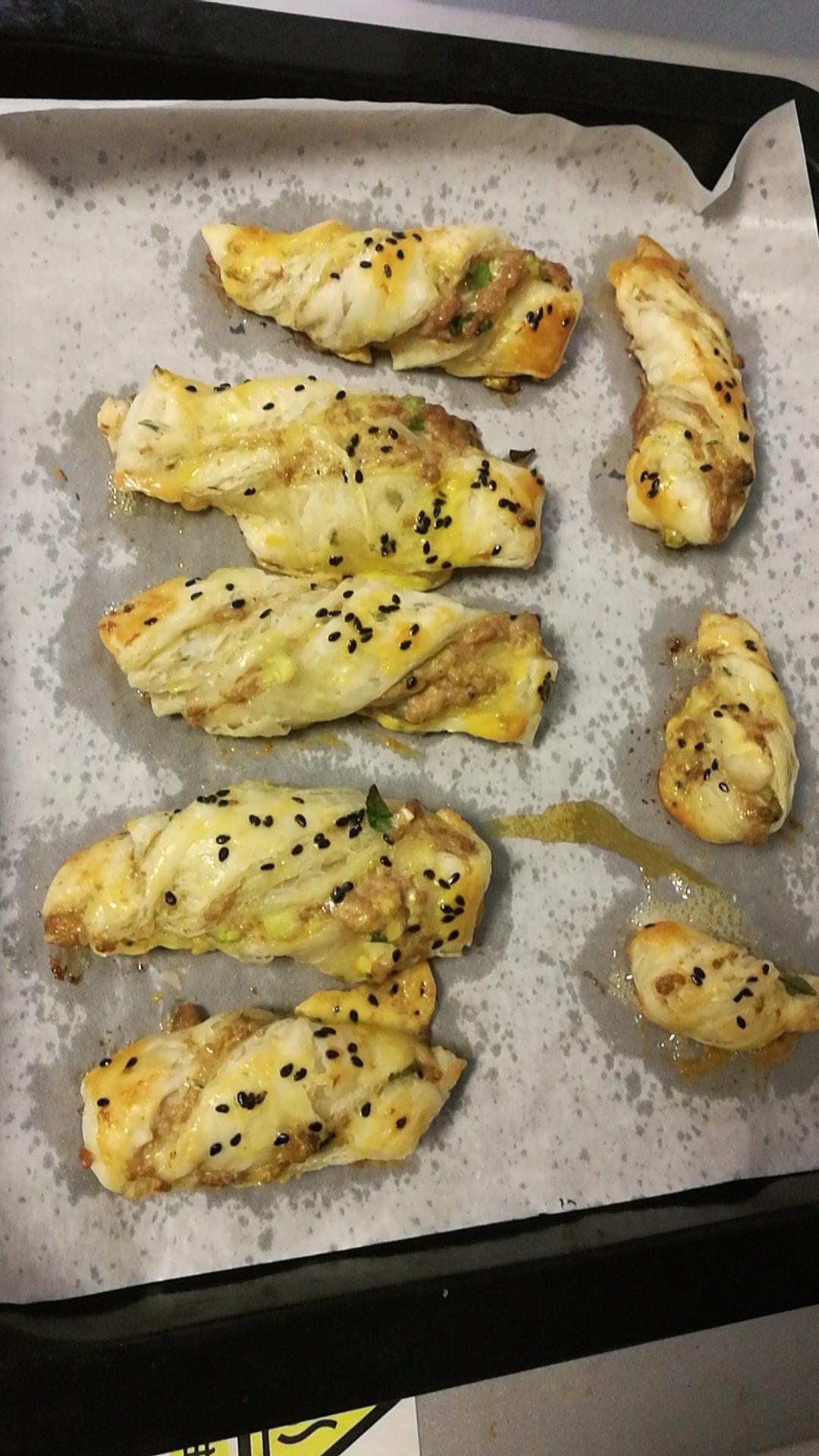 懒人手抓饼版扭扭肉酥饼