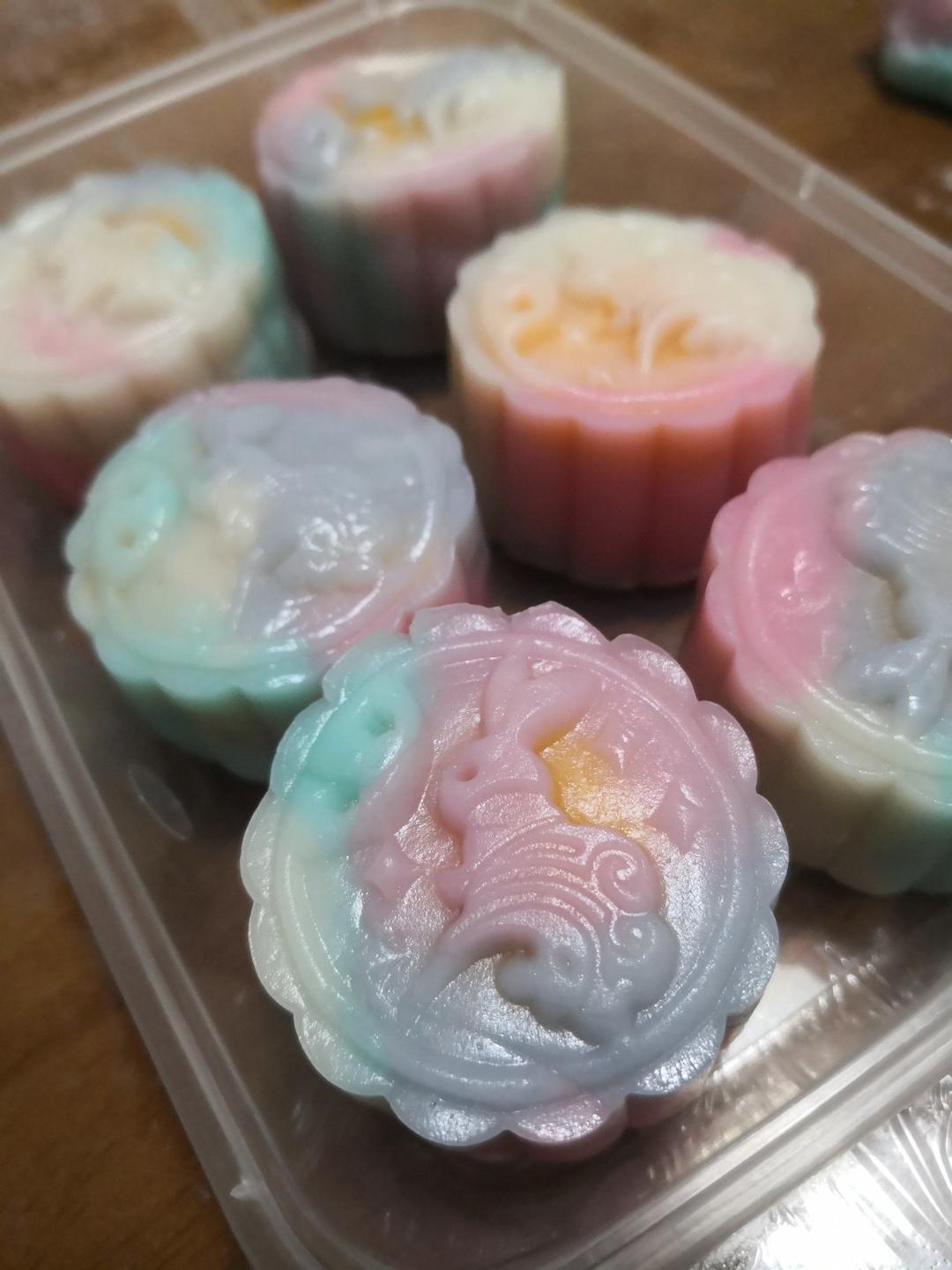 下厨房用户v2wua做的冰淇淋色冰皮月饼