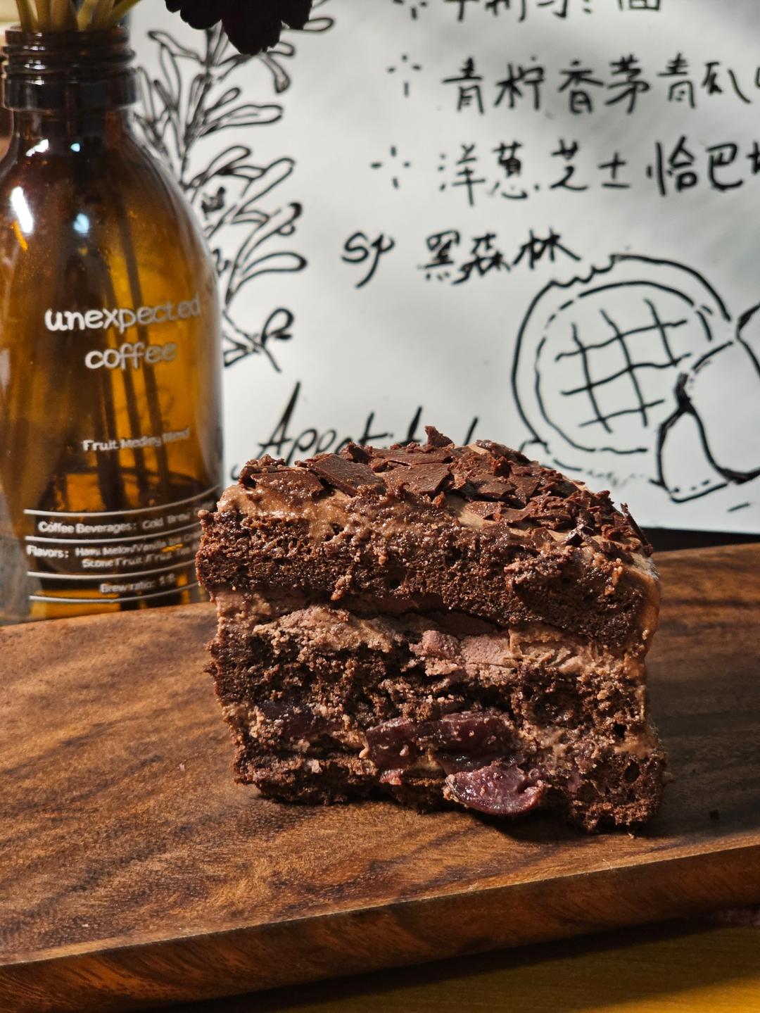 欲罢不能的巧克力三重奏—黑森林蛋糕