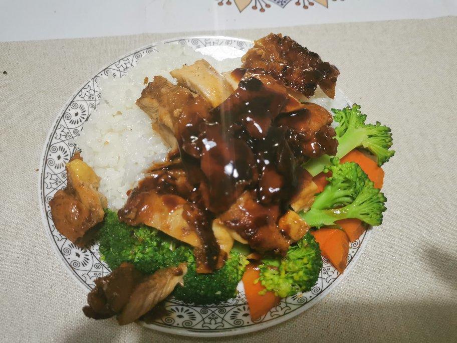 照烧鸡腿饭