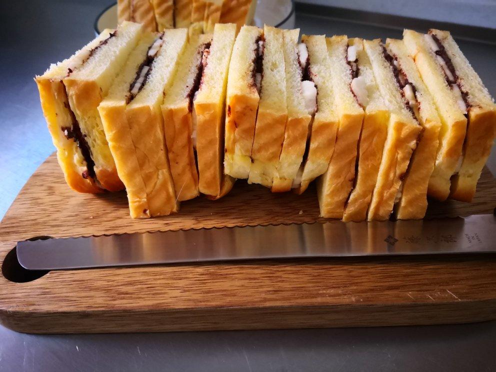 微咸味奶油吐司