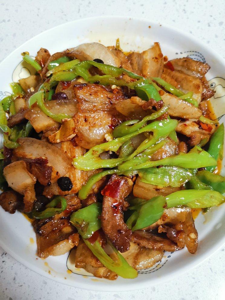 正宗回锅肉 隔壁大爷都被馋哭了