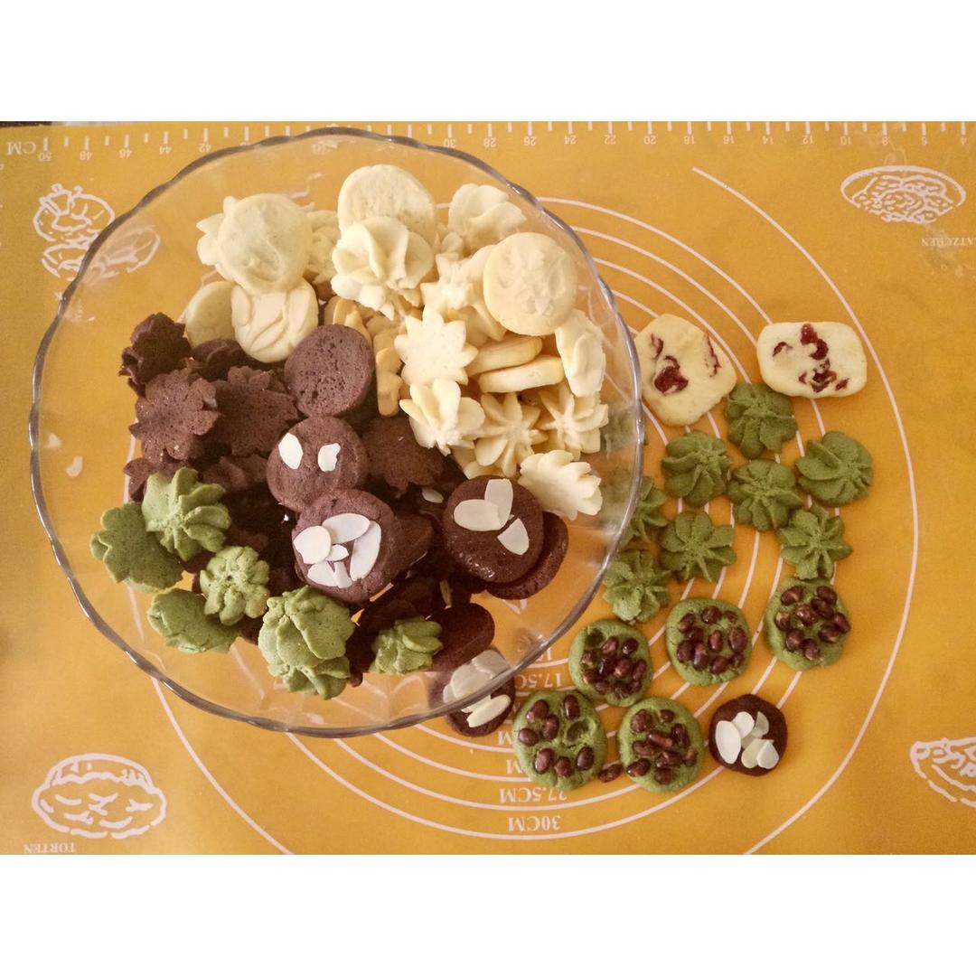 多种口味曲奇（香草、巧克力、抹茶）