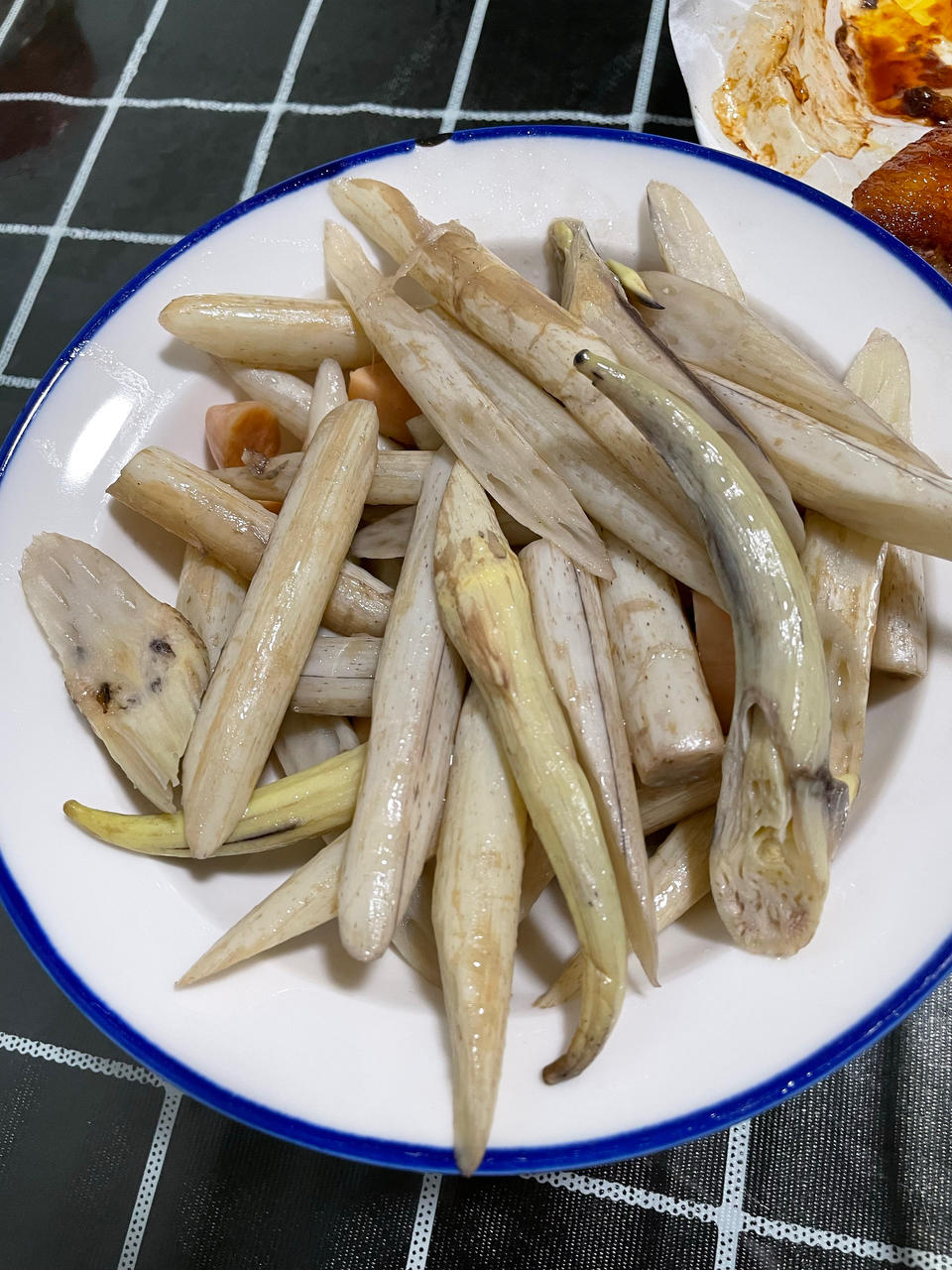 酸辣藕尖 开胃的清炒脆爽藕带