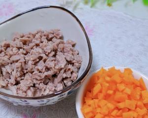 宝宝辅食:胡萝卜牛肉粥的做法 步骤2