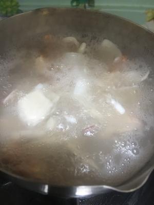 鲜香麻辣的水煮菜配一碗杂粮米饭最适合下雨天的做法 步骤3