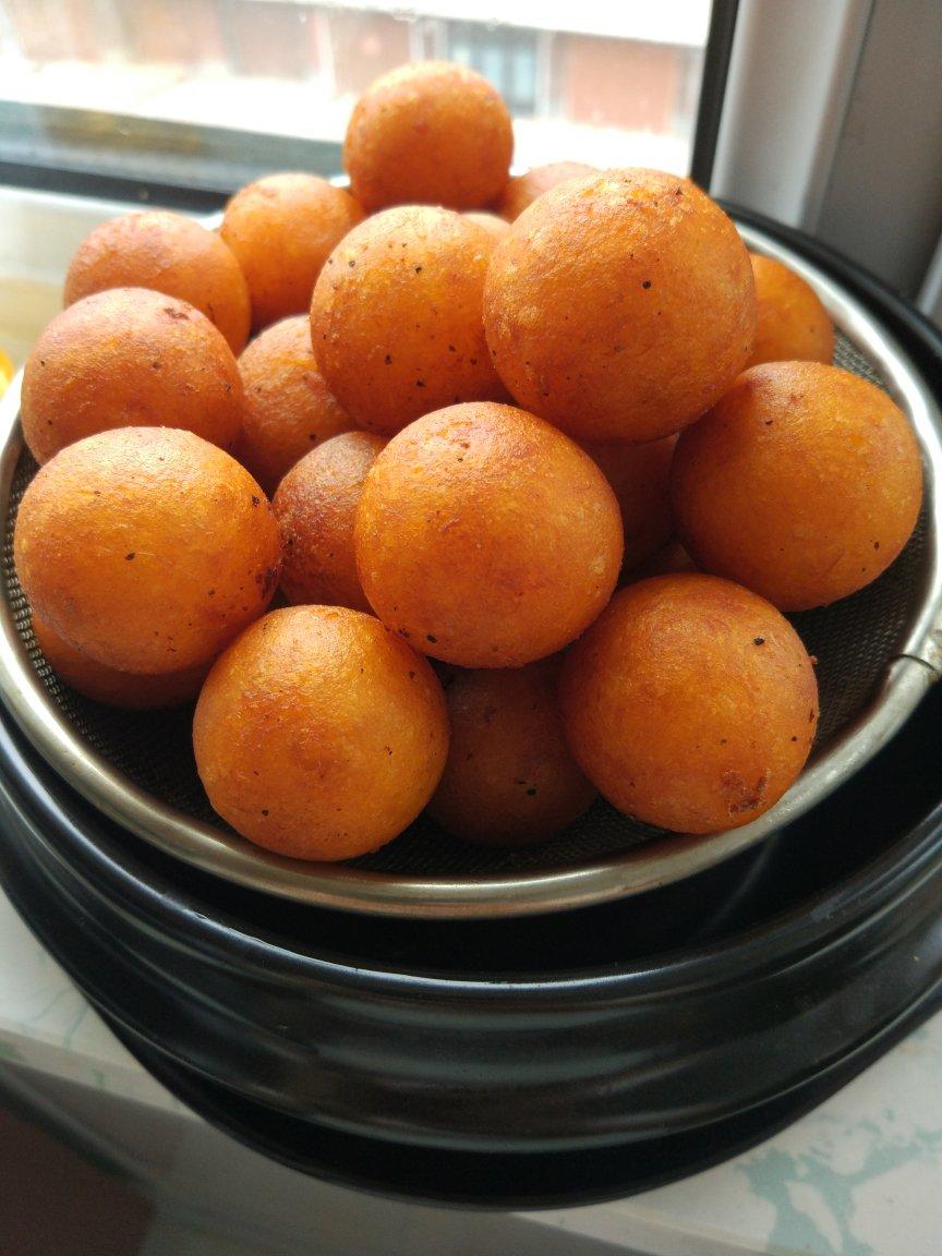 小婧1228做的老少皆宜的地瓜丸