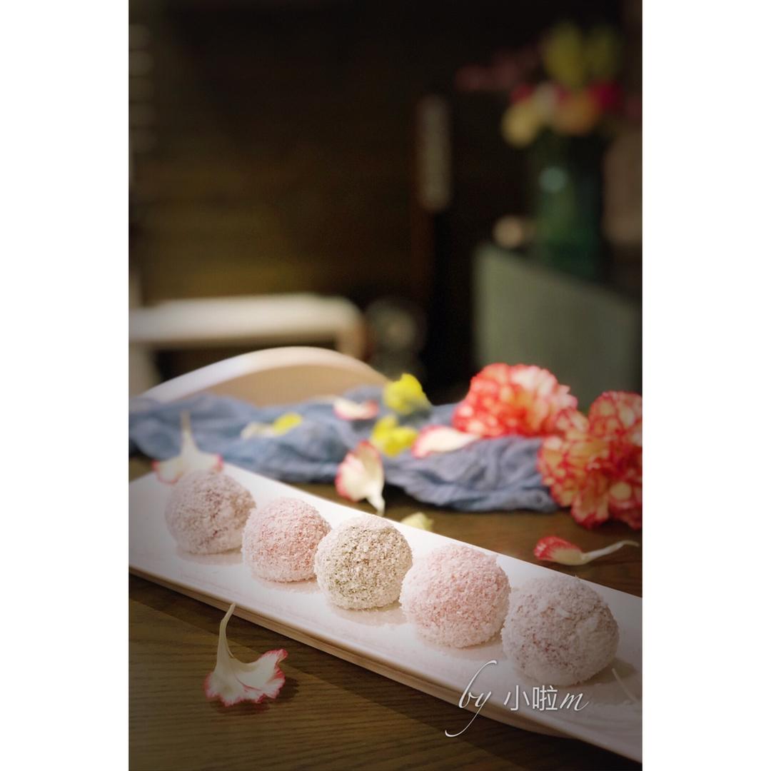 炫彩椰蓉汤圆
