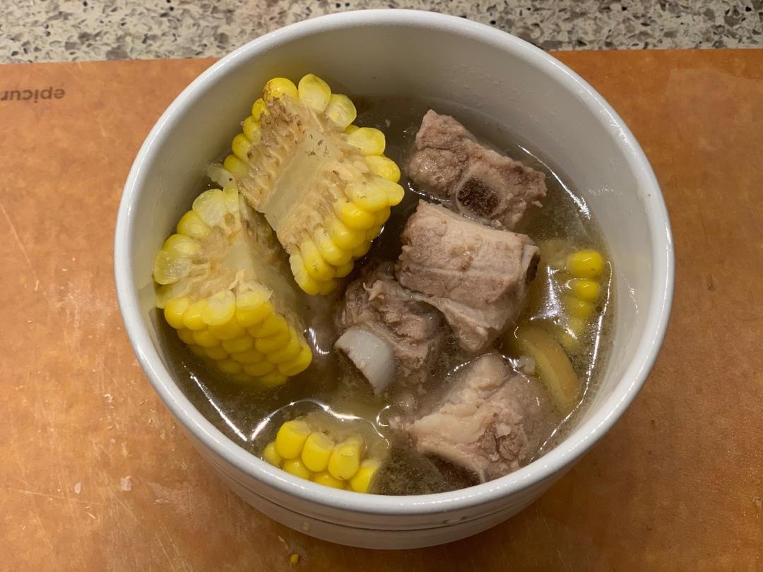玉米排骨汤