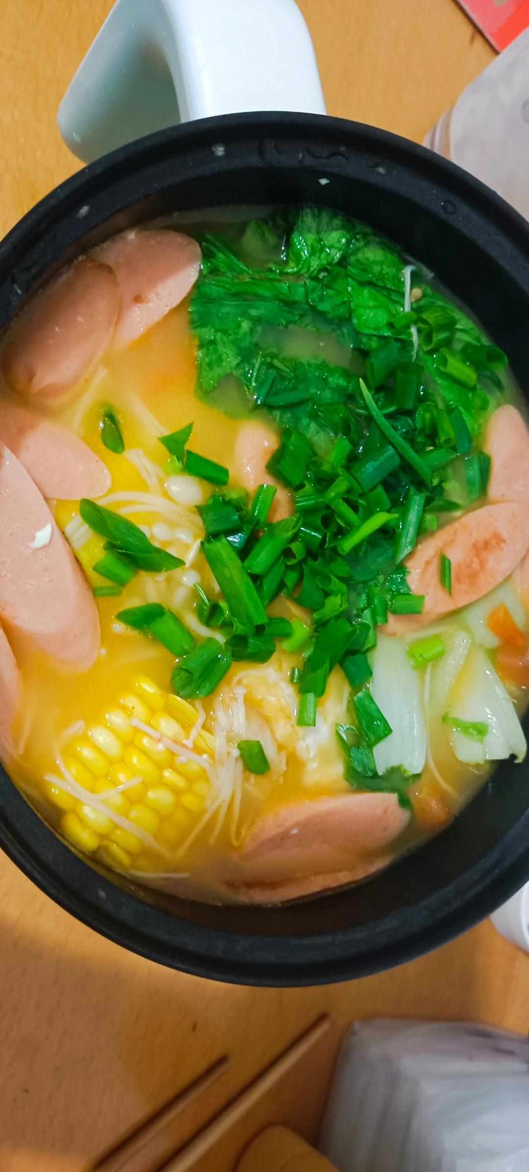 西红柿菌菇豆腐汤