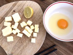 简单传统英伦司康饼Classic Scones with Clotted Cream and Jam的做法 步骤1