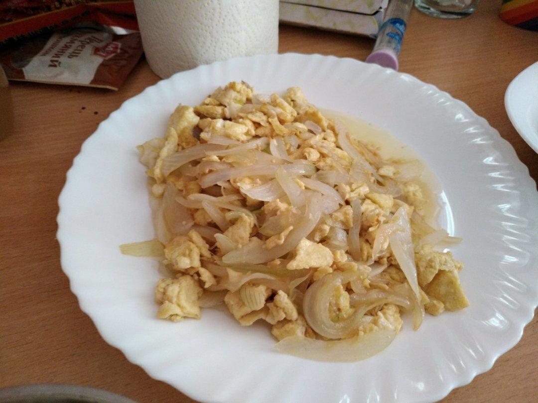 洋葱炒鸡蛋