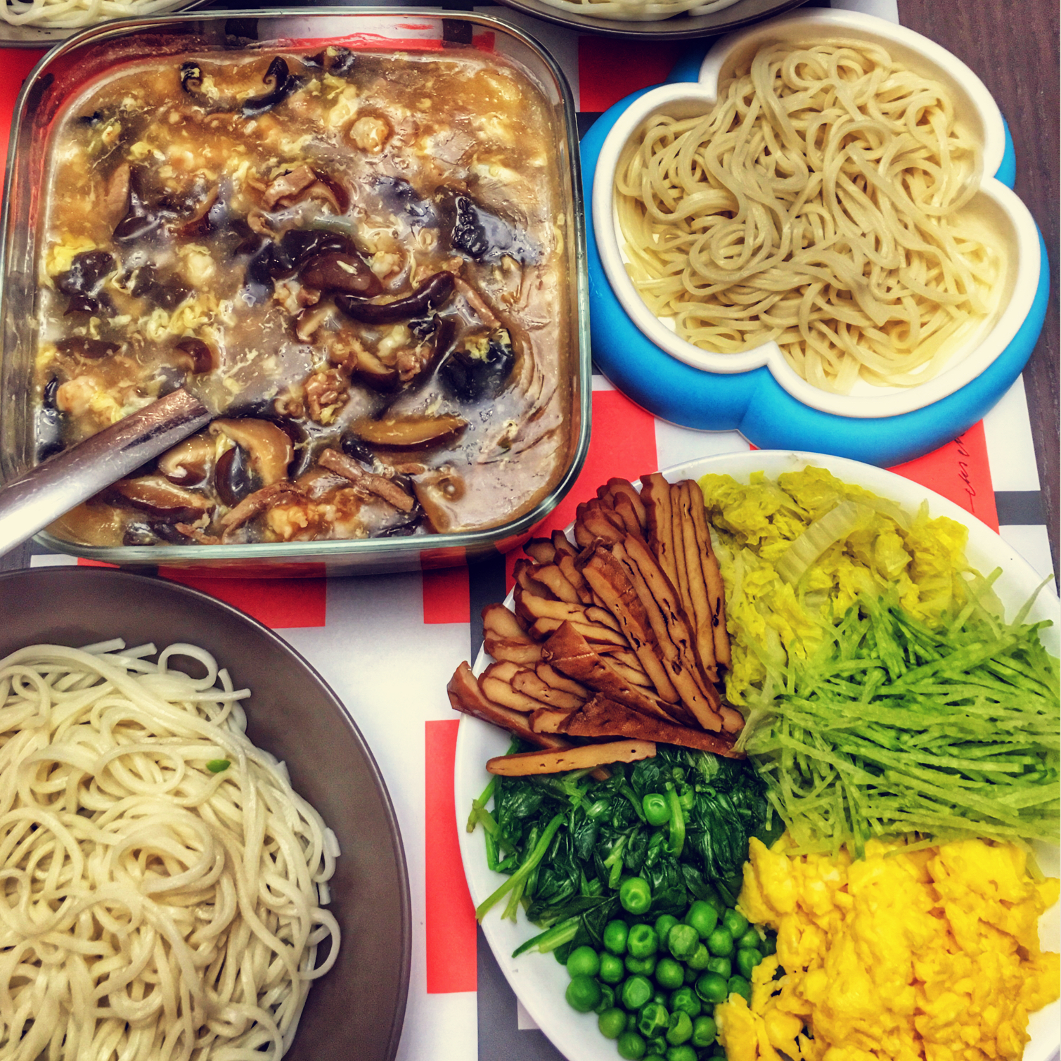 虾仁香菇打卤面