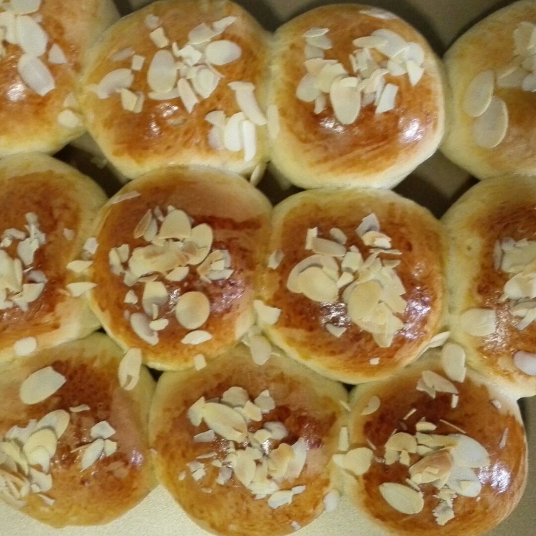 鲜奶油小餐包（一次发酵）