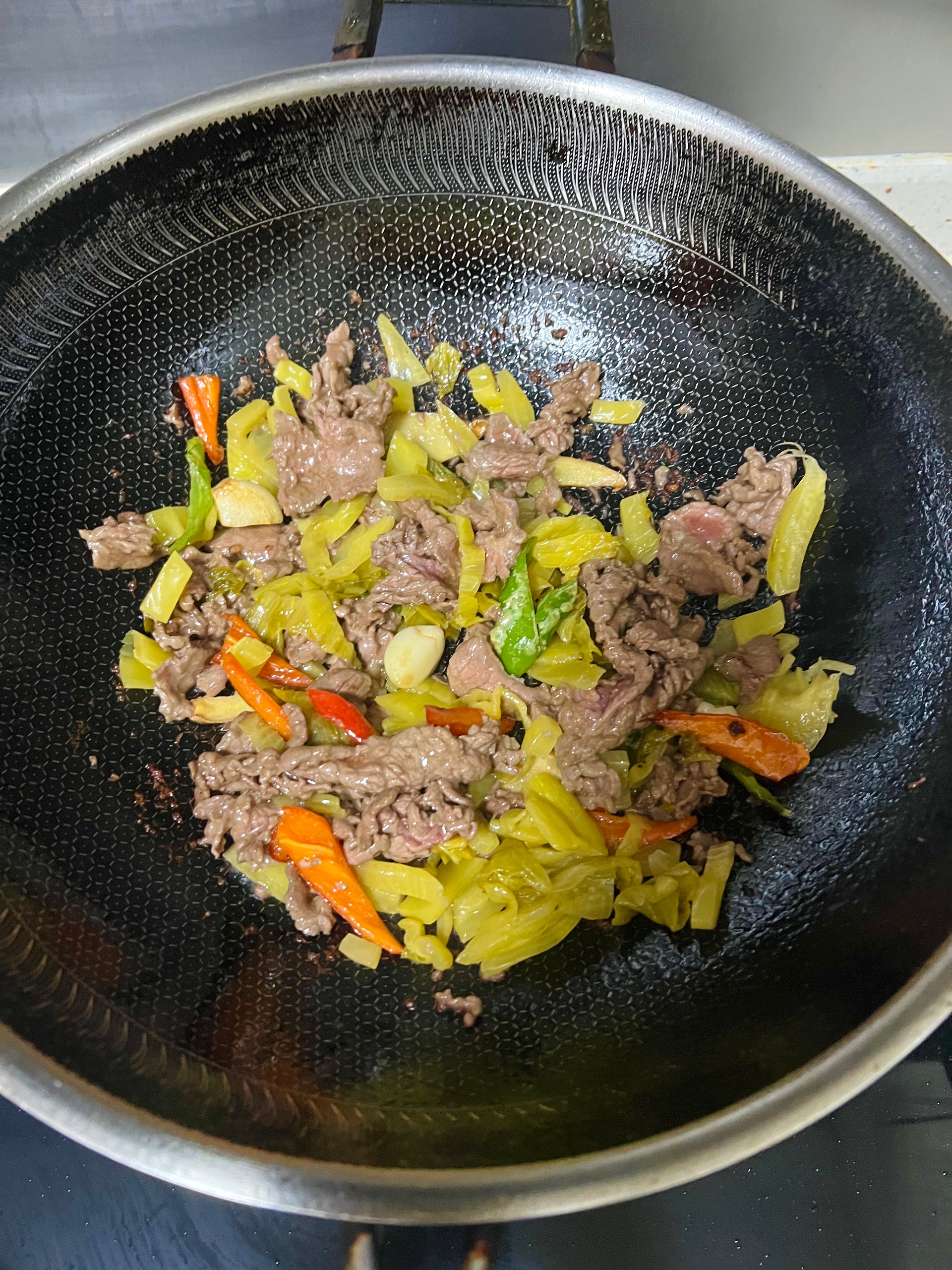 爽嫩不柴的酸菜炒牛肉的做法 步骤6
