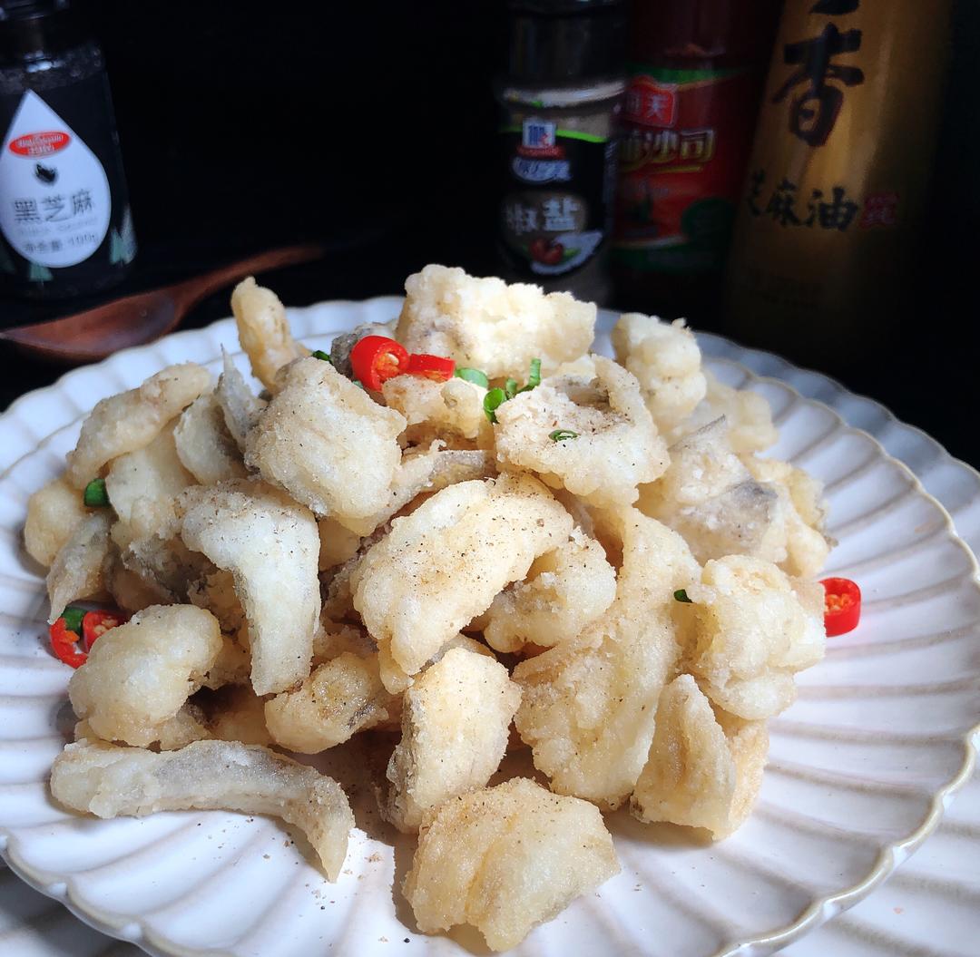 椒盐龙头鱼（水潺）的做法