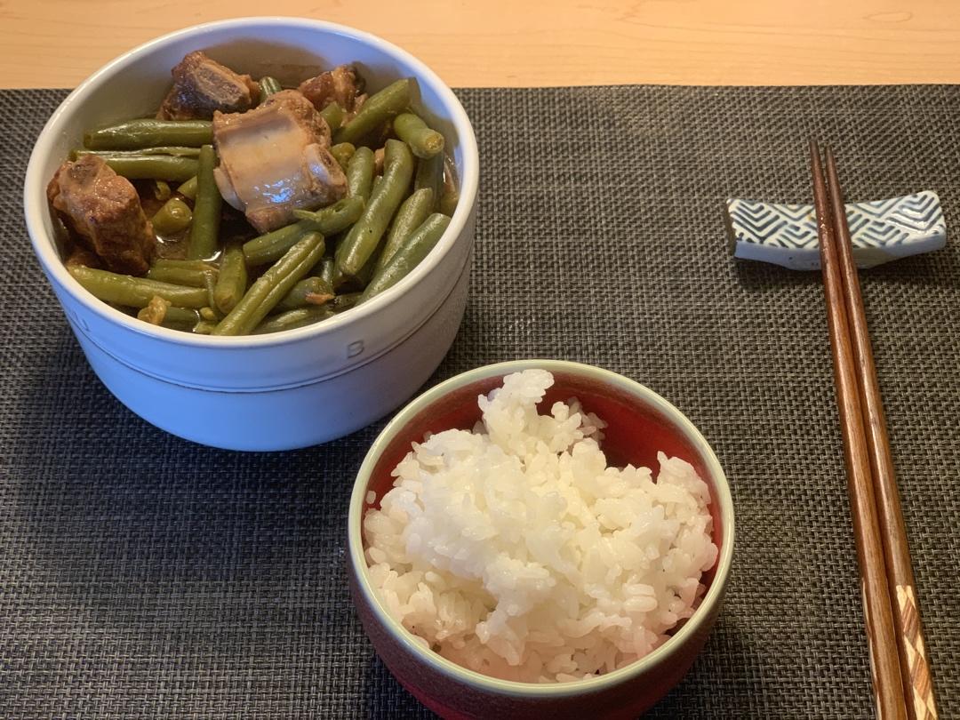 豆角炖排骨—无牙人士的福音，下饭两碗不是梦~