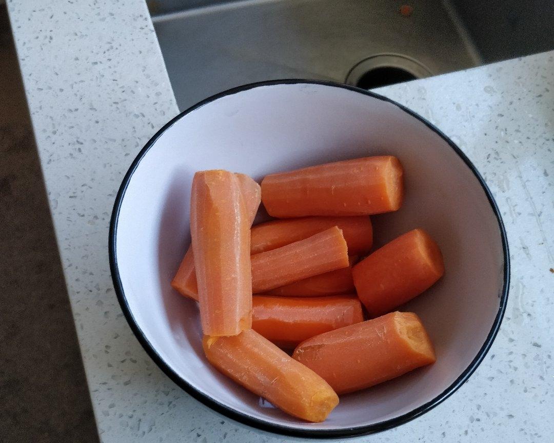 微波炉煮胡萝卜的做法