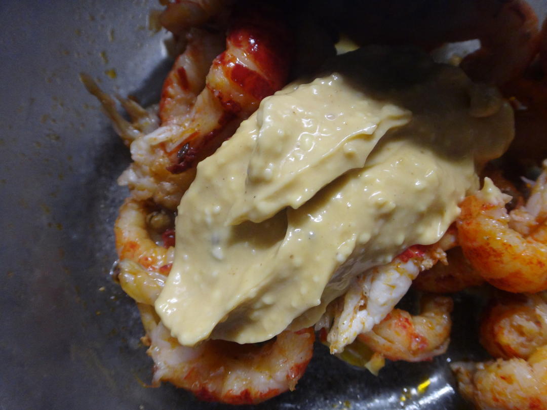 十三香小龙虾面包的做法 步骤3