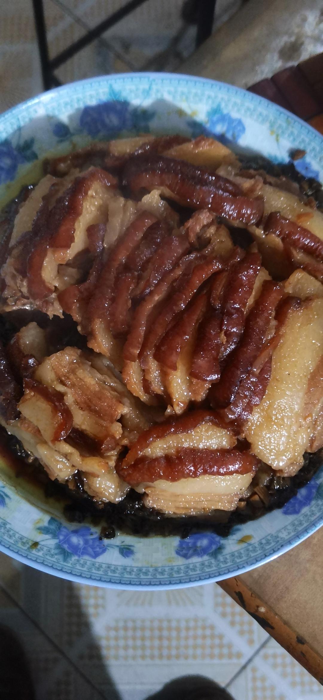 川渝咸烧白（梅干菜扣肉）