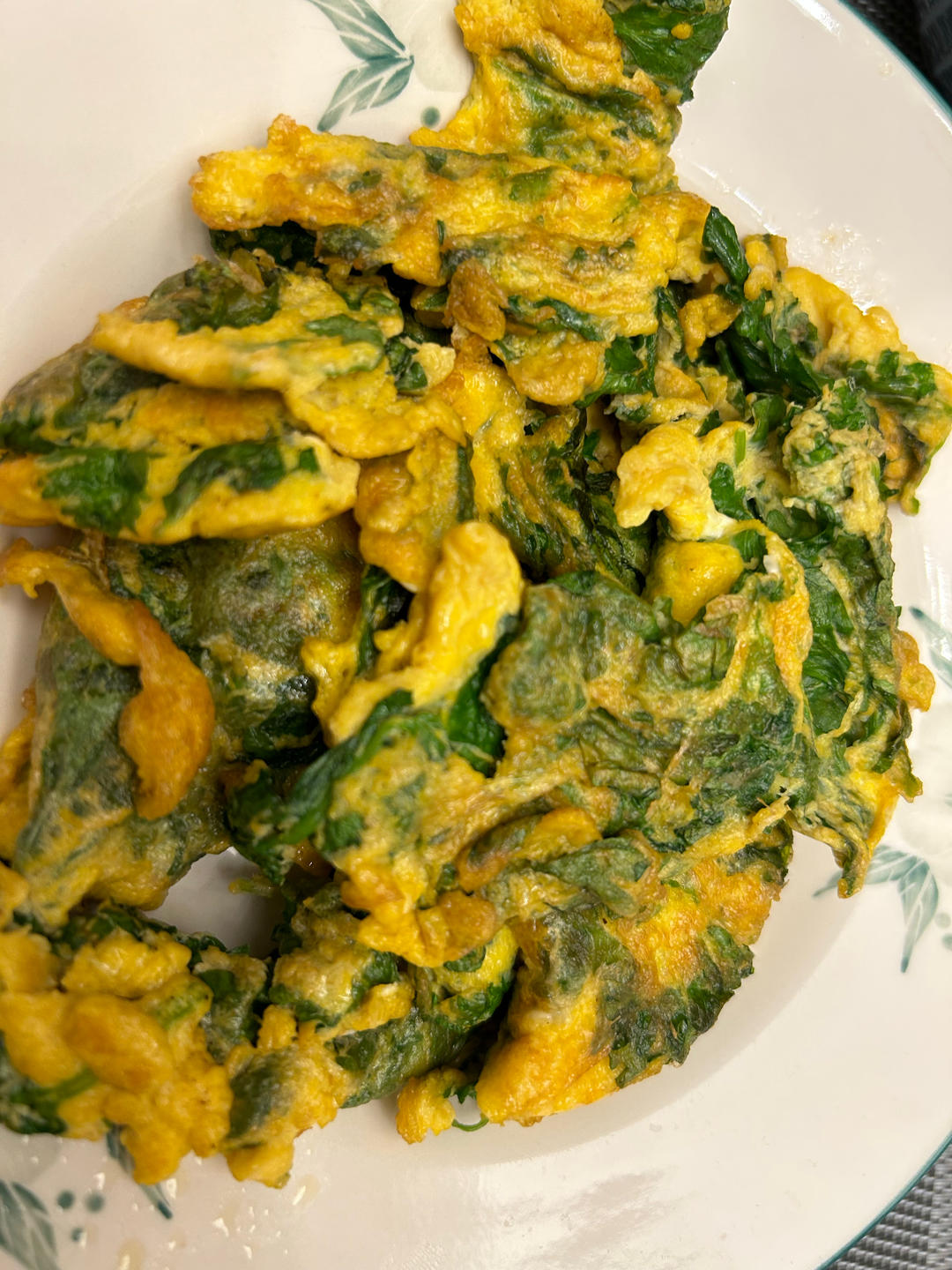 小婷食光🔆芹菜叶炒鸡蛋