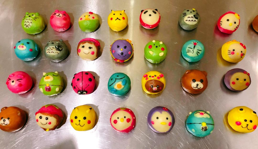 萌萌哒蛋黄酥的做法