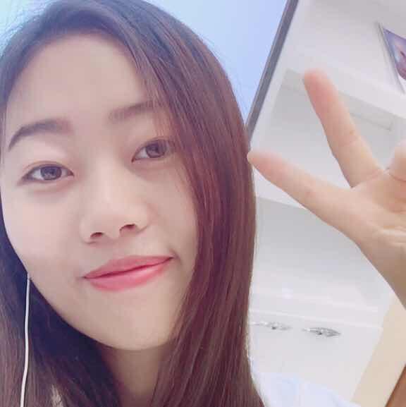 脚踏祥云的你