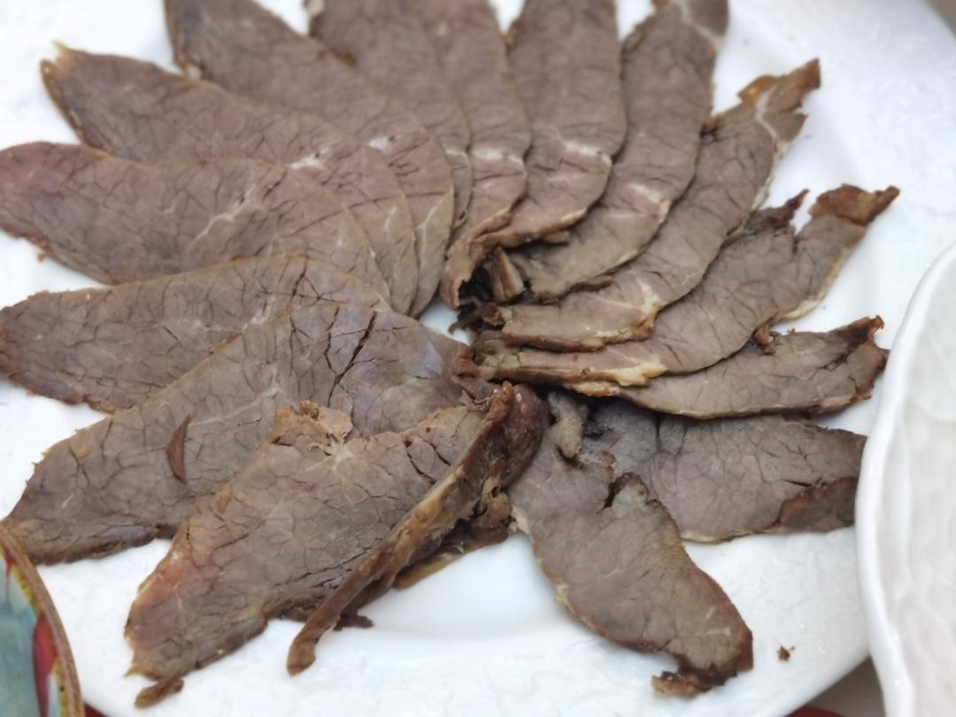 凉拌菜｜香菜拌卤牛肉