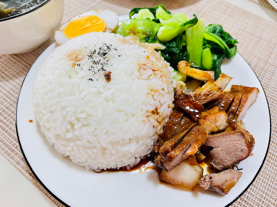 【女儿连干两碗饭】超级简单的家庭版不用烤箱的叉烧也可以用电饭煲零难度下饭神器