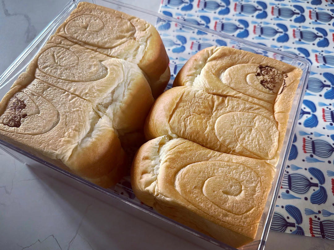 奶香纯粹的重料淡奶油吐司