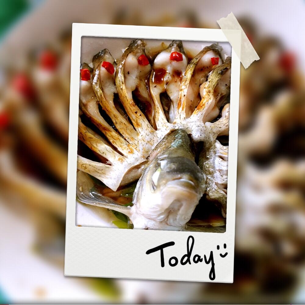 孔雀开屏清蒸鱼