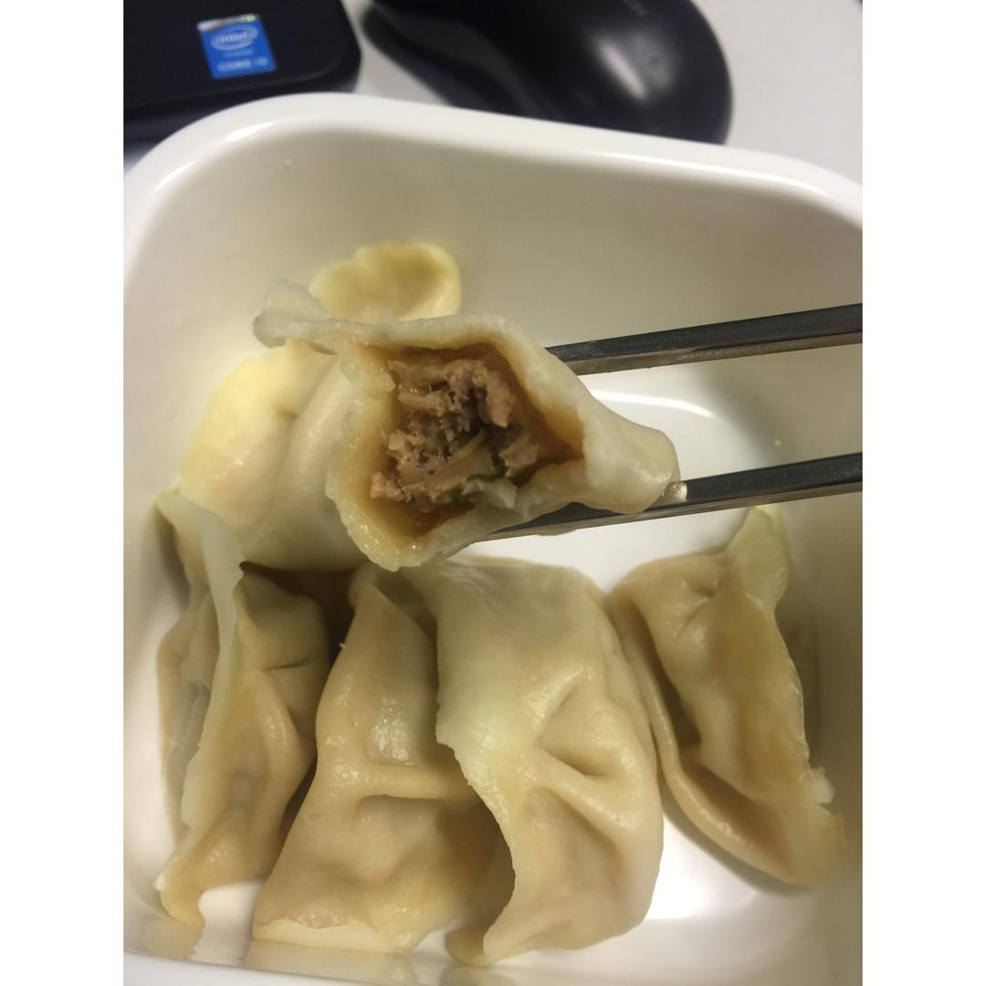 牛肉胡萝卜水饺