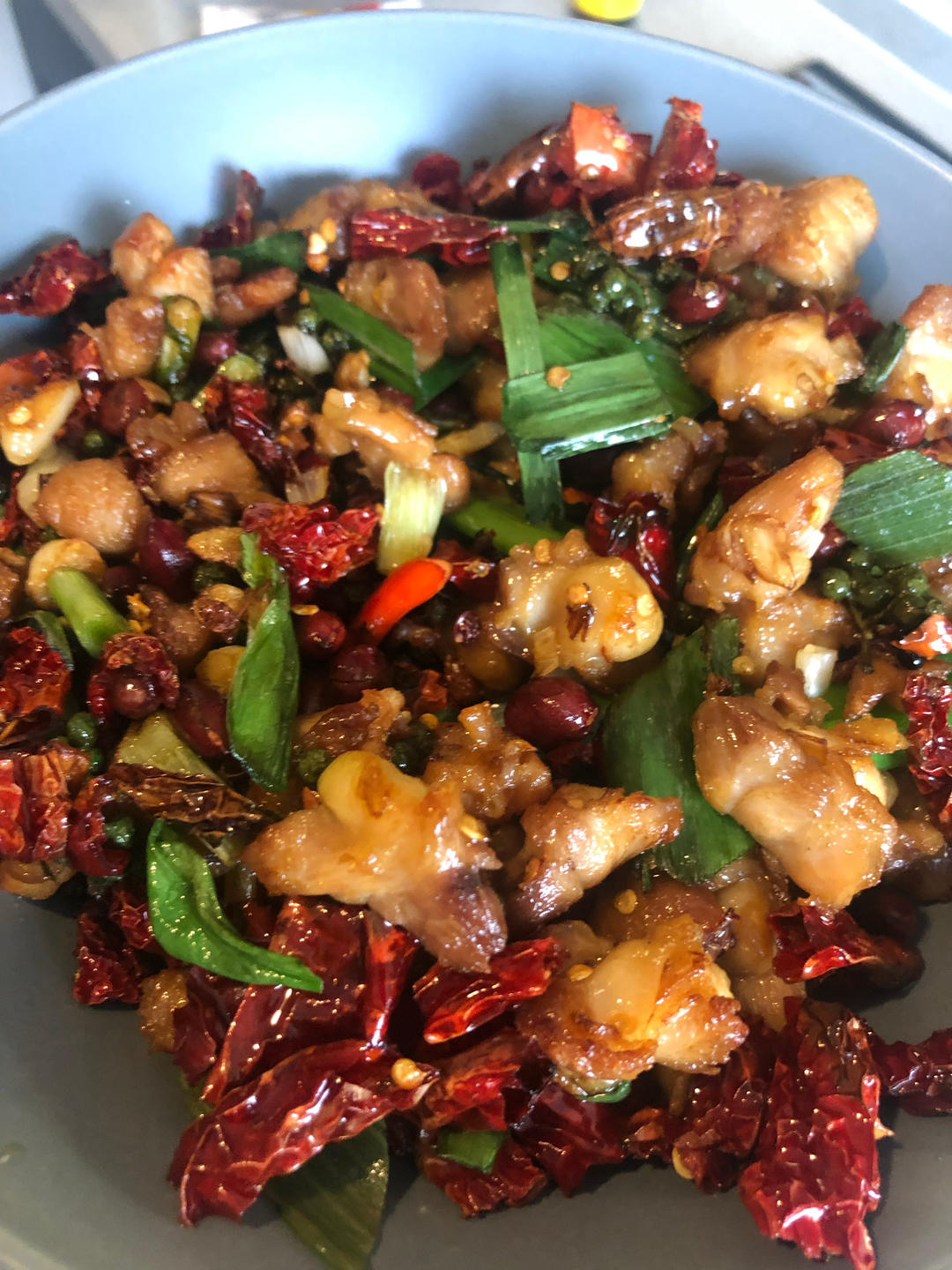 青花椒干煸鸡