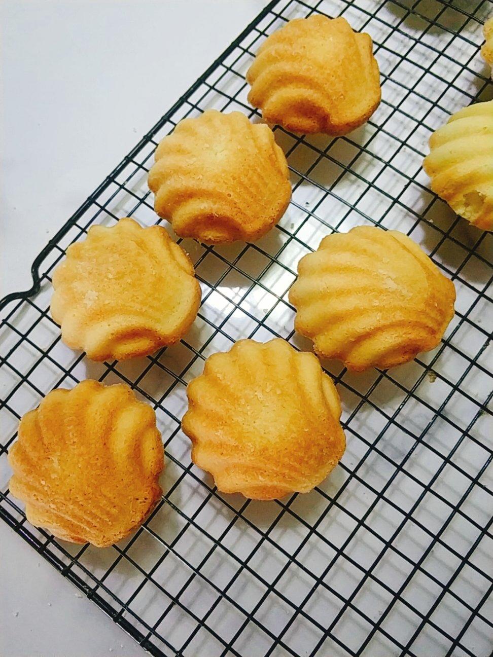 脆皮老式鸡蛋糕