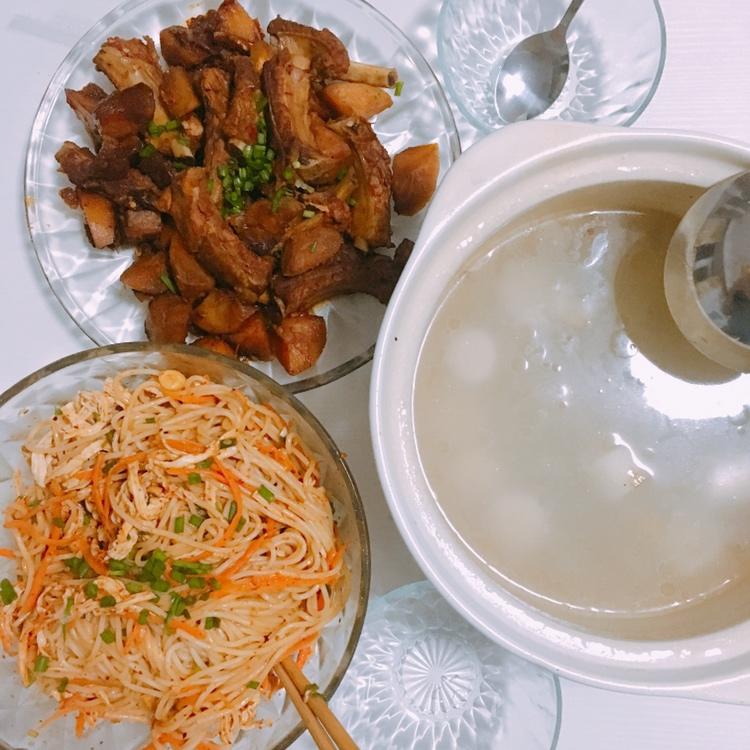 红烧排骨土豆