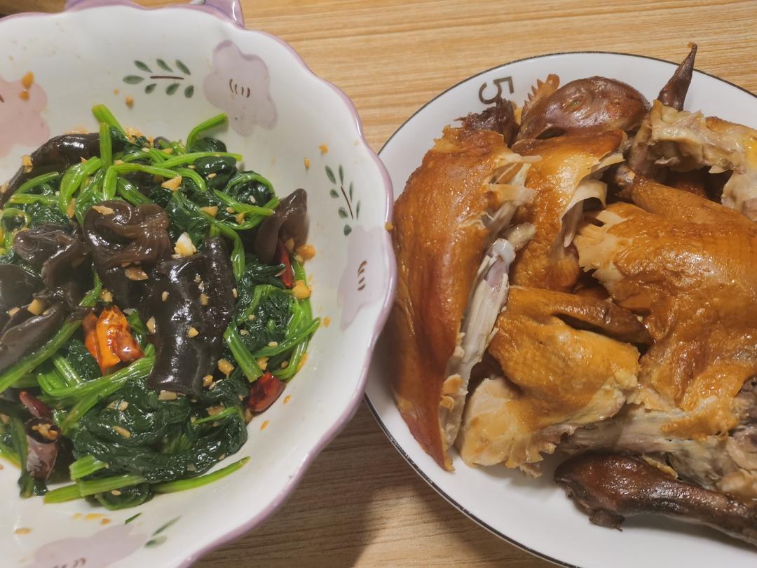 清爽开胃凉菜｜凉拌菠菜木耳