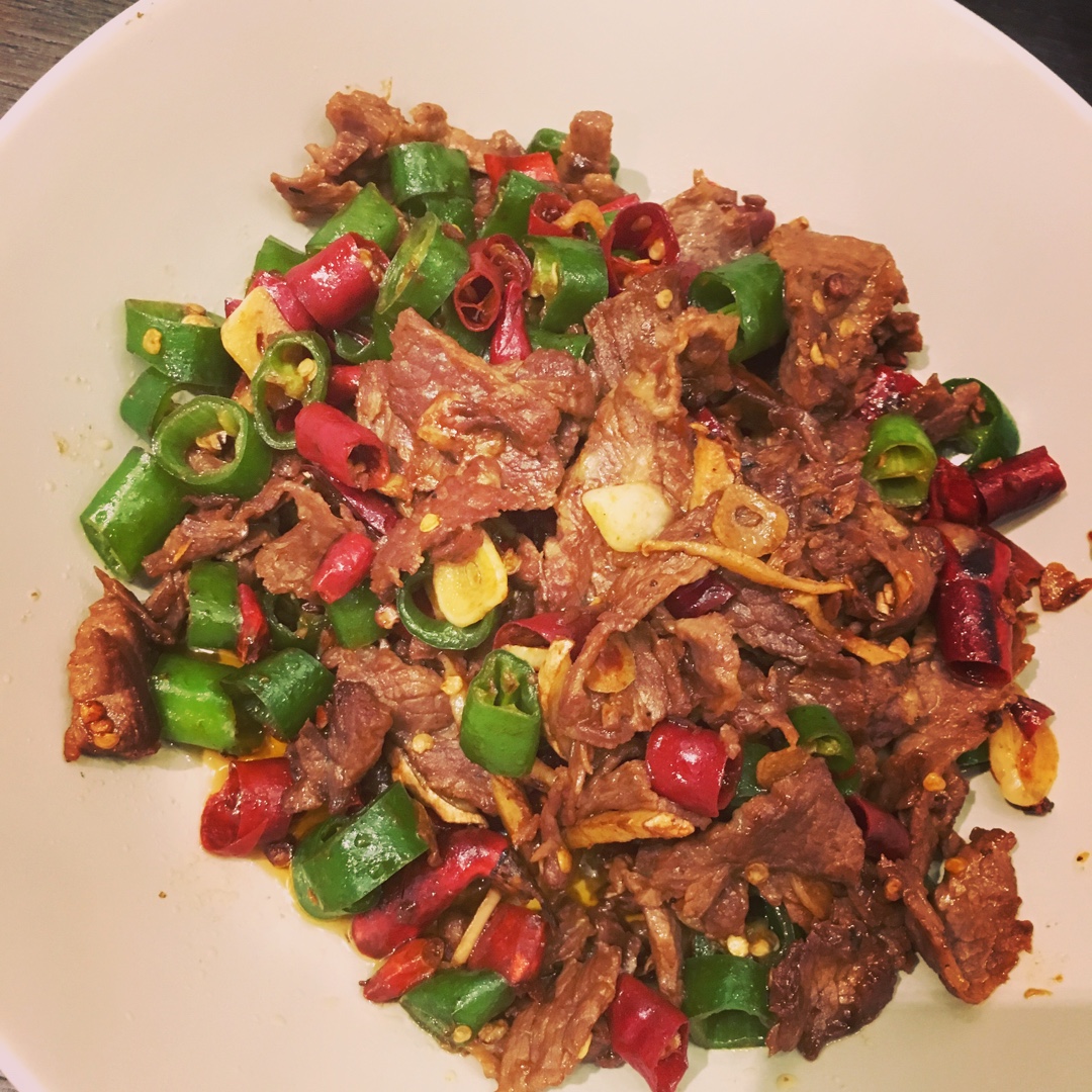 天气晴小姐_tqq做的爆炒牛肉