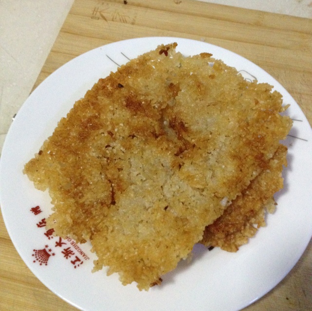 巧用剩饭做香脆锅巴