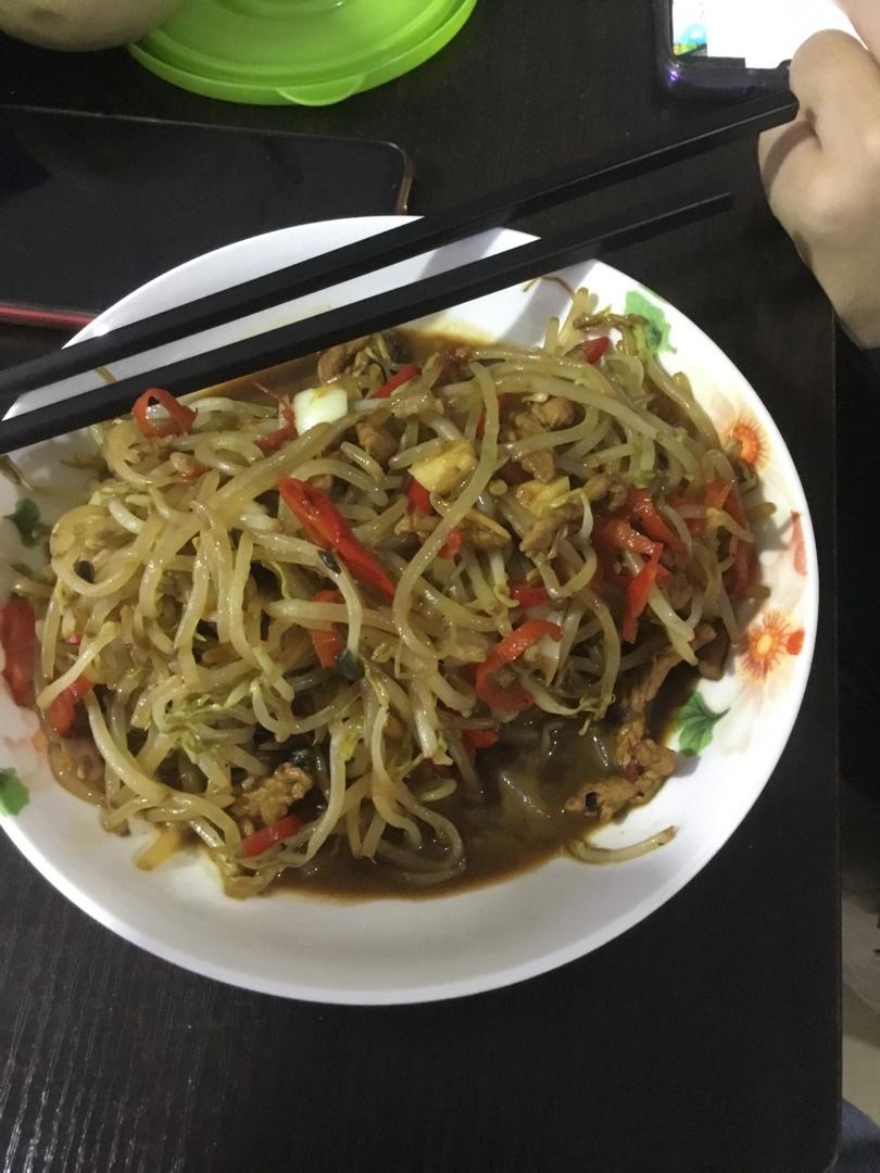 肉丝炒豆芽～山东家常菜