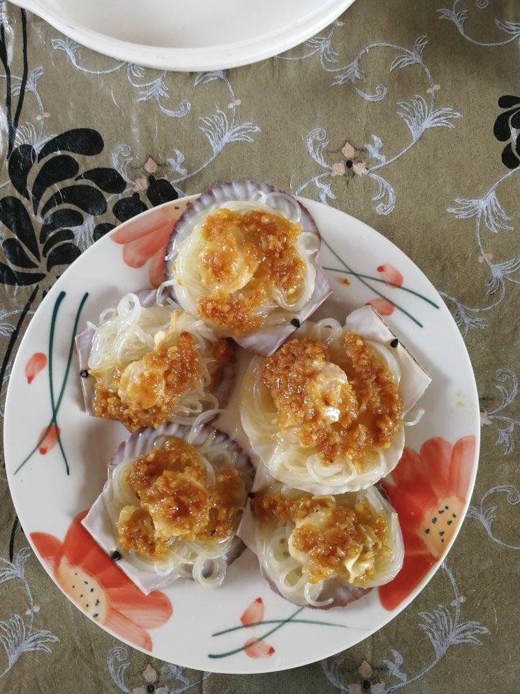 蒜蓉粉丝蒸扇贝