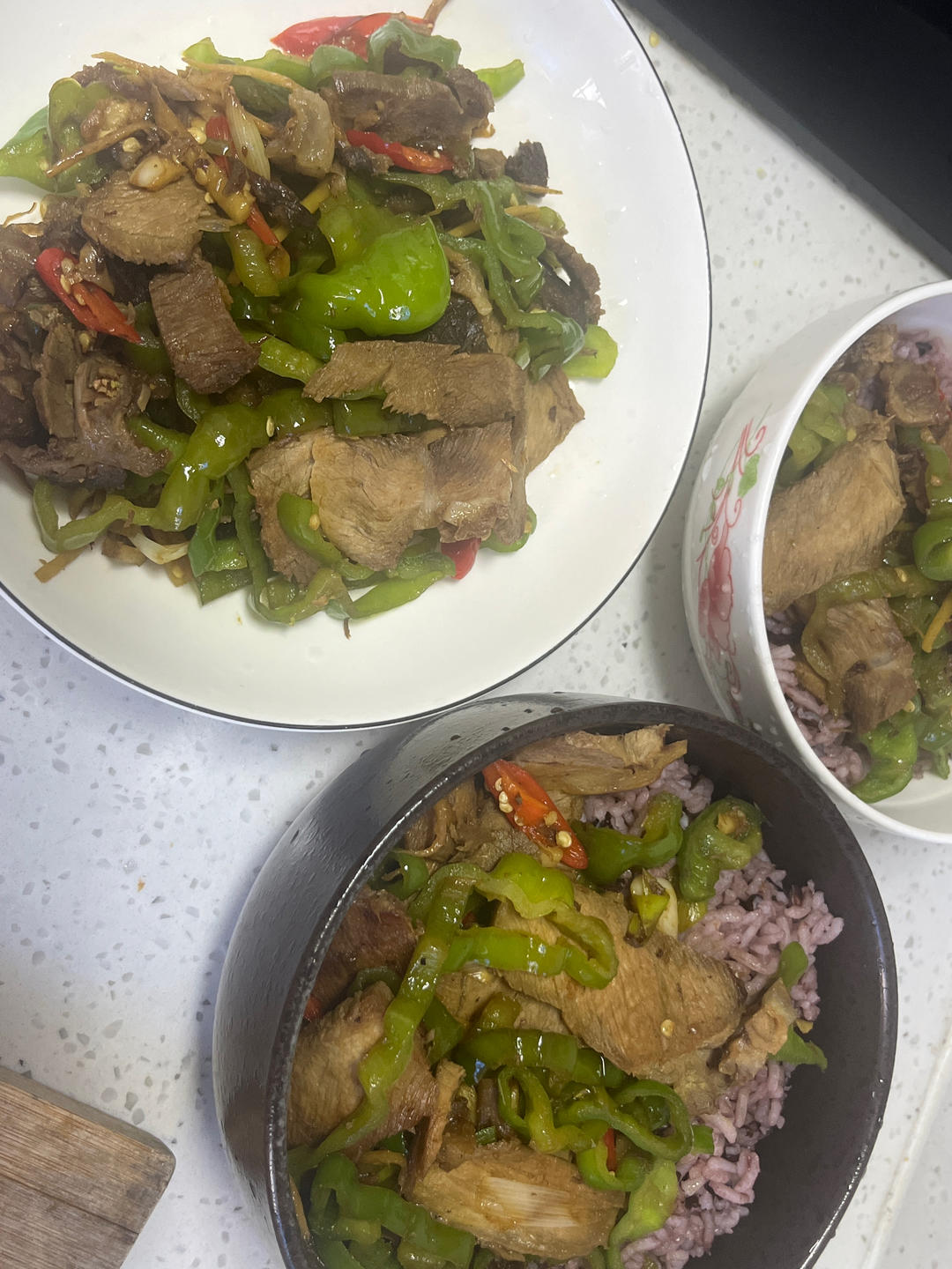青椒炒卤牛肉｜快手又下饭