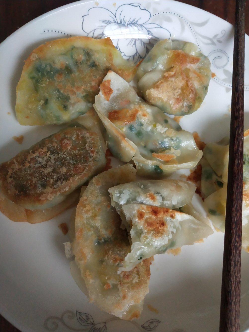 饺子皮版生煎包