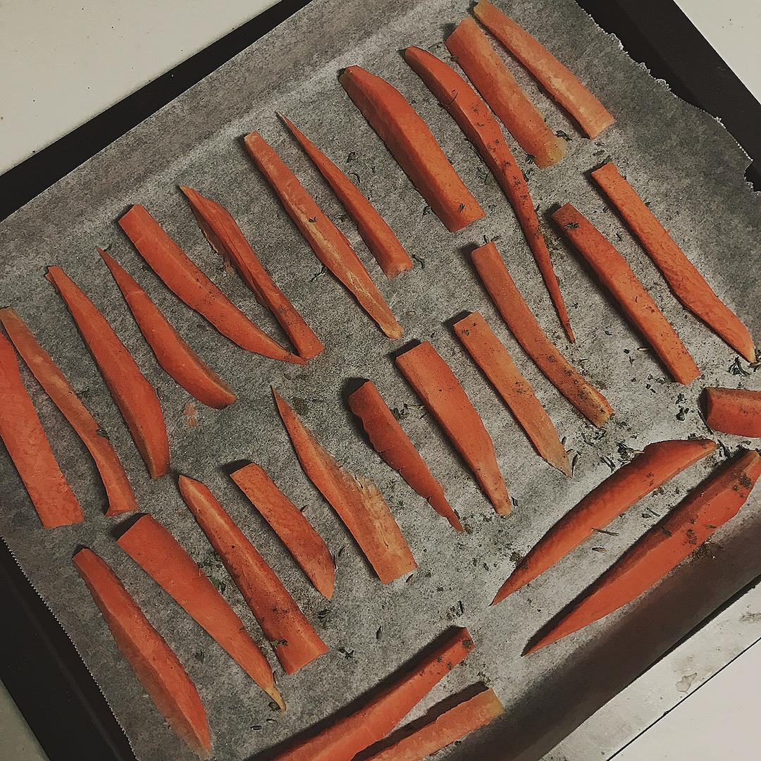 意外好吃的烤胡萝卜“薯条”