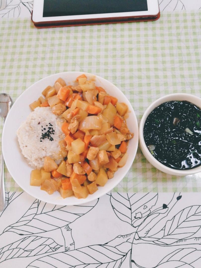 咖喱土豆鸡块