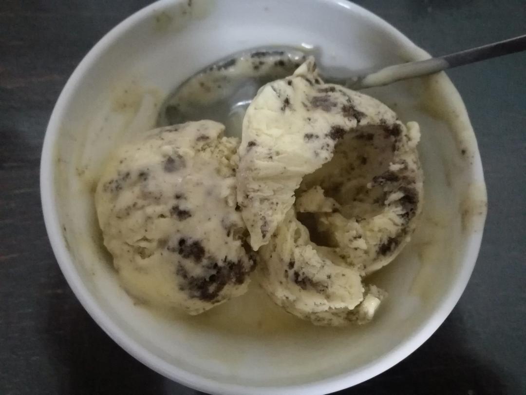朗姆黑加仑冰淇淋 Rum Raisin Ice cream