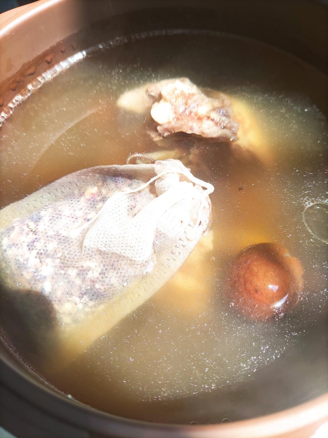 酸枣仁猪心汤的做法 步骤5