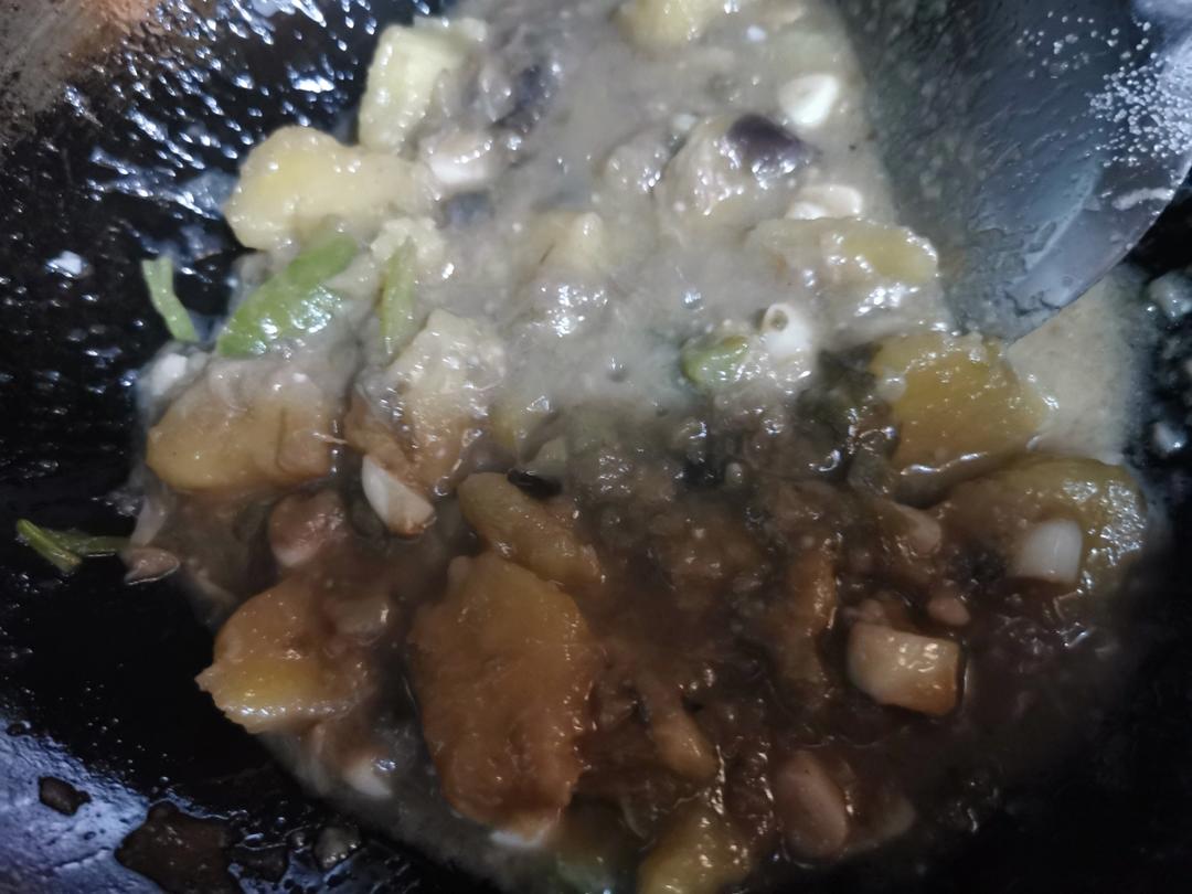 东北菜茄子炖土豆