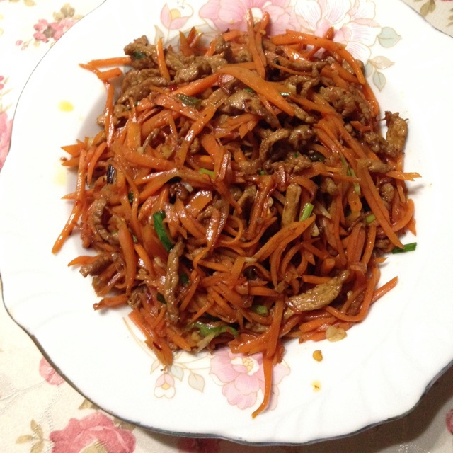 胡萝卜炒肉丝